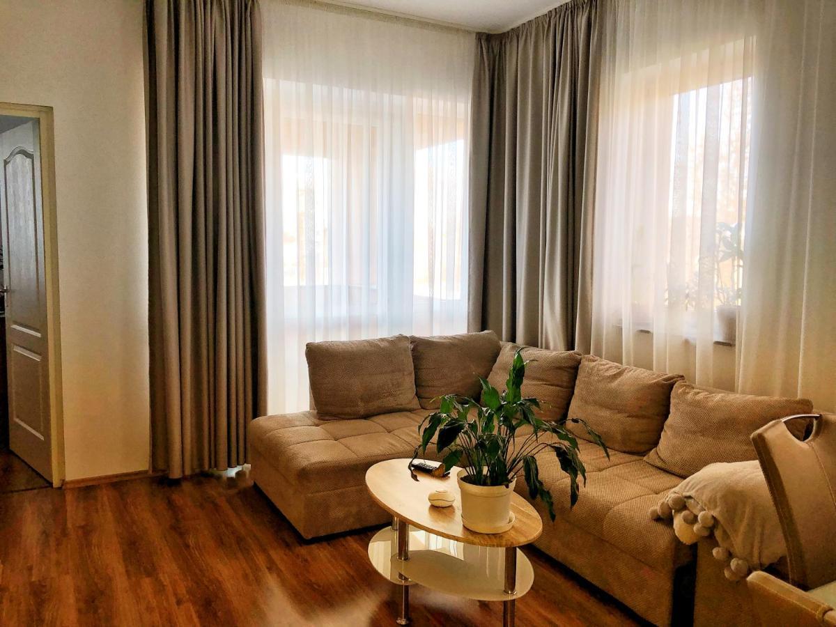 Boro Apartman Tiszafüred Exterior foto
