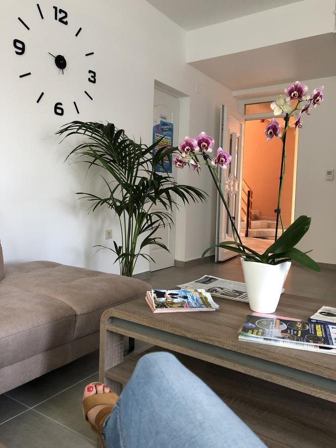 Boro Apartman Tiszafüred Exterior foto